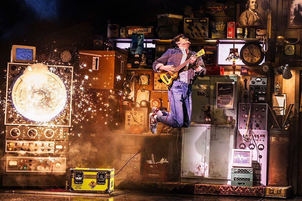 2.-BACK-TO-THE-FUTURE-The-Musical-Original-Broadway-Cast-Photo-by-Matthew-Murphy-and-Evan-Zimmerman-1024x683